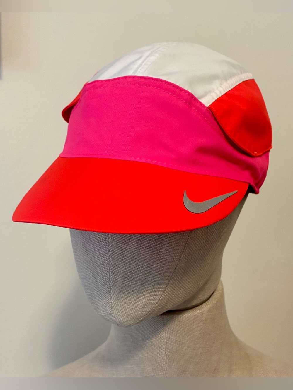 Nike Women's Pink & Red Running Cap